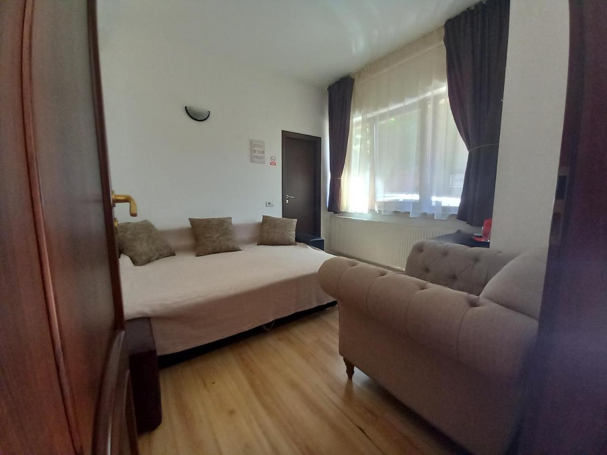 Villa Zorba Bucharest Exterior photo