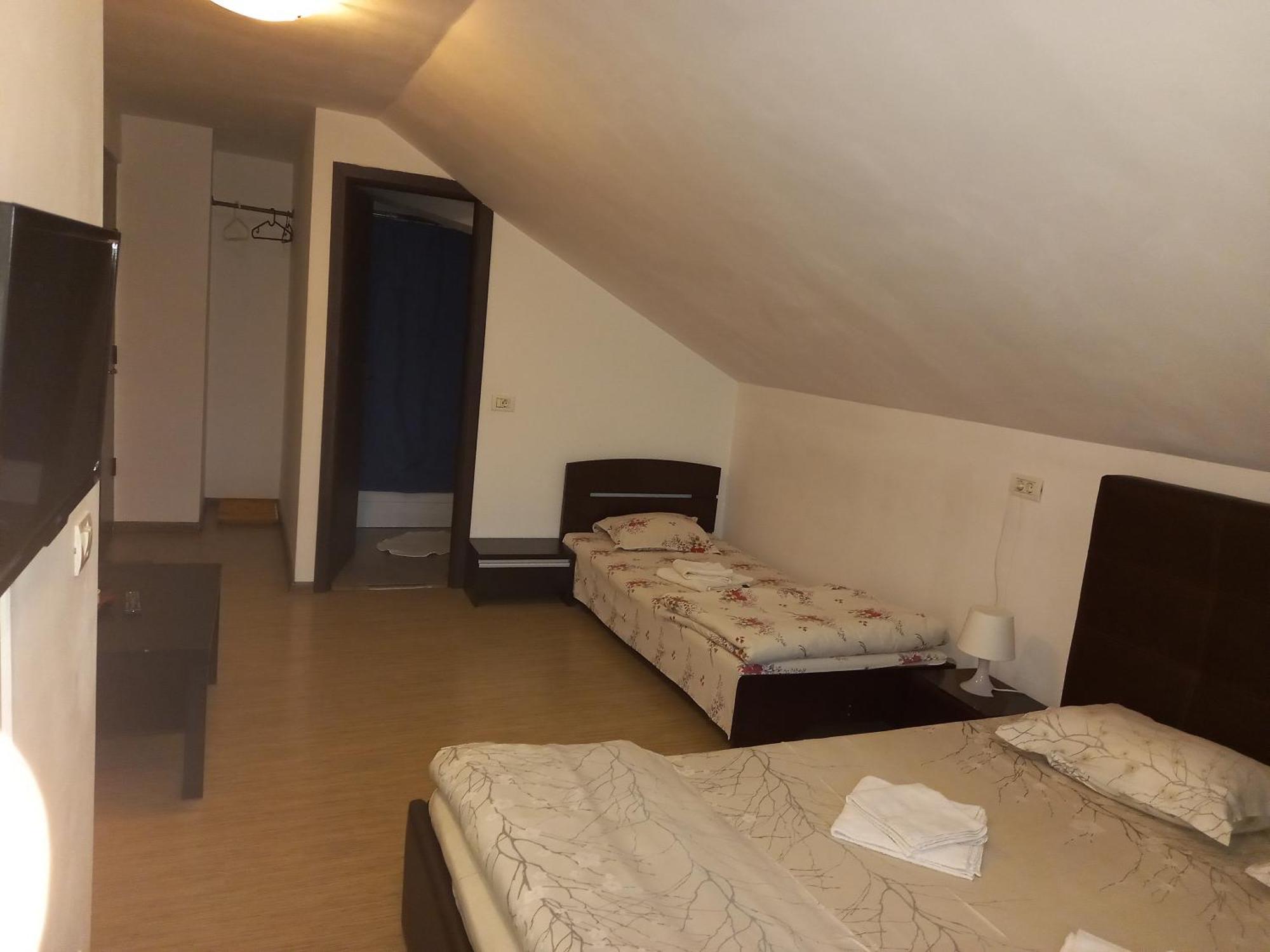 Villa Zorba Bucharest Room photo