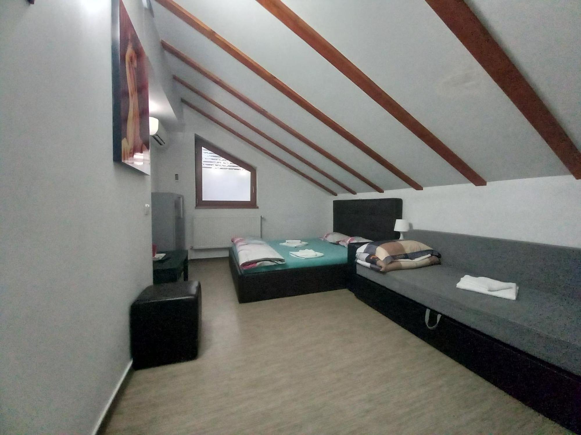 Villa Zorba Bucharest Room photo
