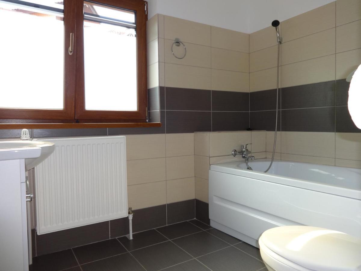 Villa Zorba Bucharest Room photo